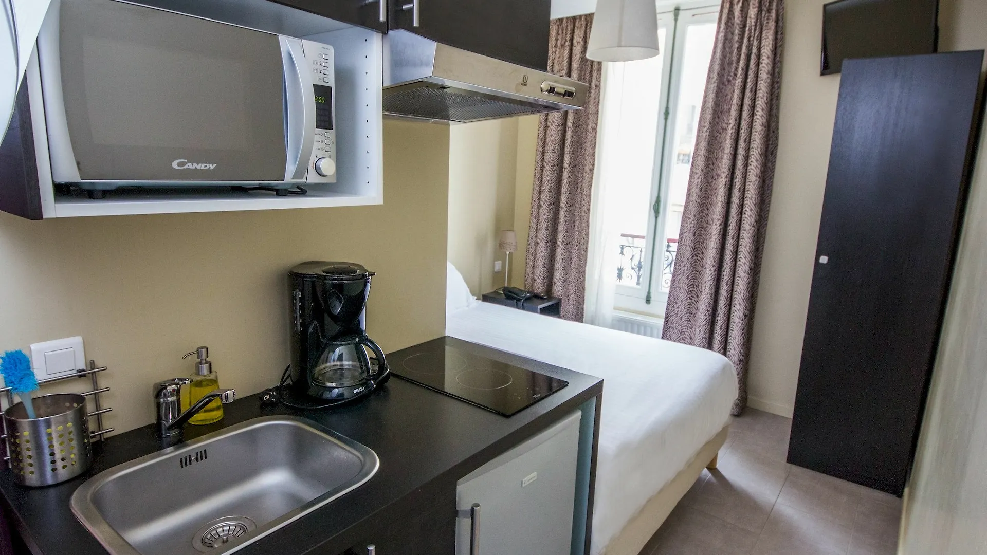 Montmartre Hotel 2*